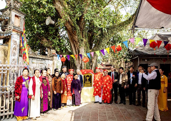 Vĩnh[-]Phúc[-]giữ[-]gìn,[-]phát[-]huy[-]giá[-]trị[-]cây[-]di[-]sản